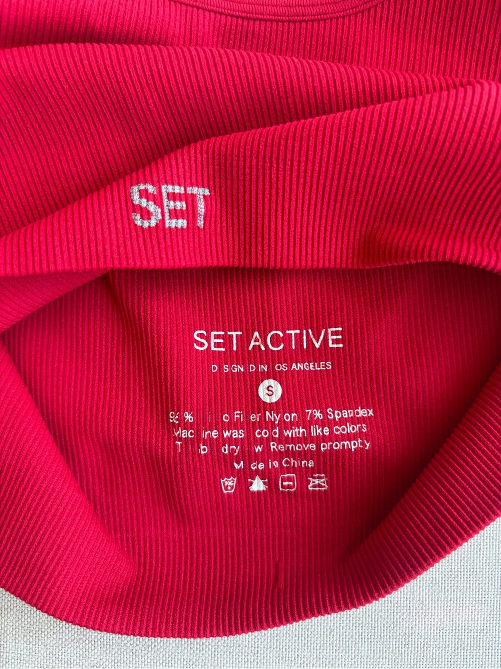 SET Active Scuptflex Box Cut Bra - Picture 6 of 6